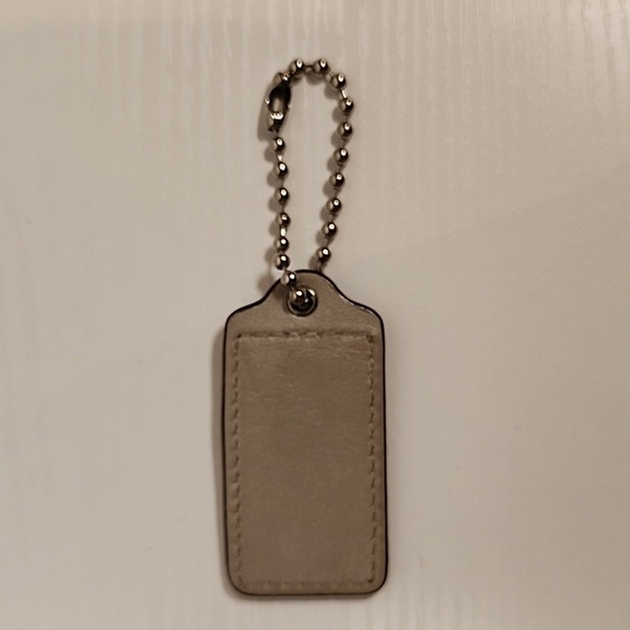 Coach Silver Hangtag - Picture 3 of 3